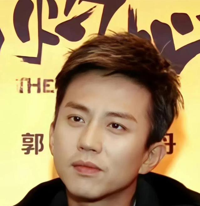 岁身高, 纷纷惊呼, 网上立马炸 岁身高, 纷纷惊呼, 网上立马炸